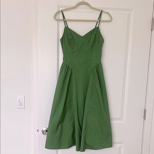 Goelia 1995 Chic Forest Green Midi Dress